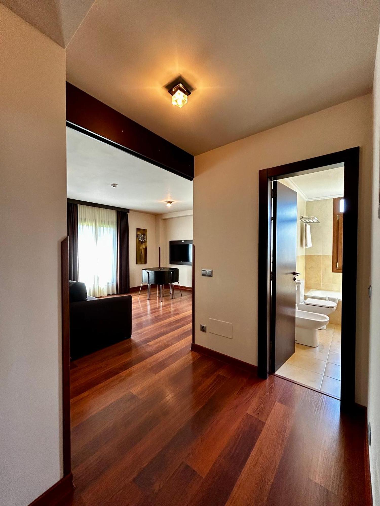 Apartamentos Rurales L'Arquera Льянес Экстерьер фото