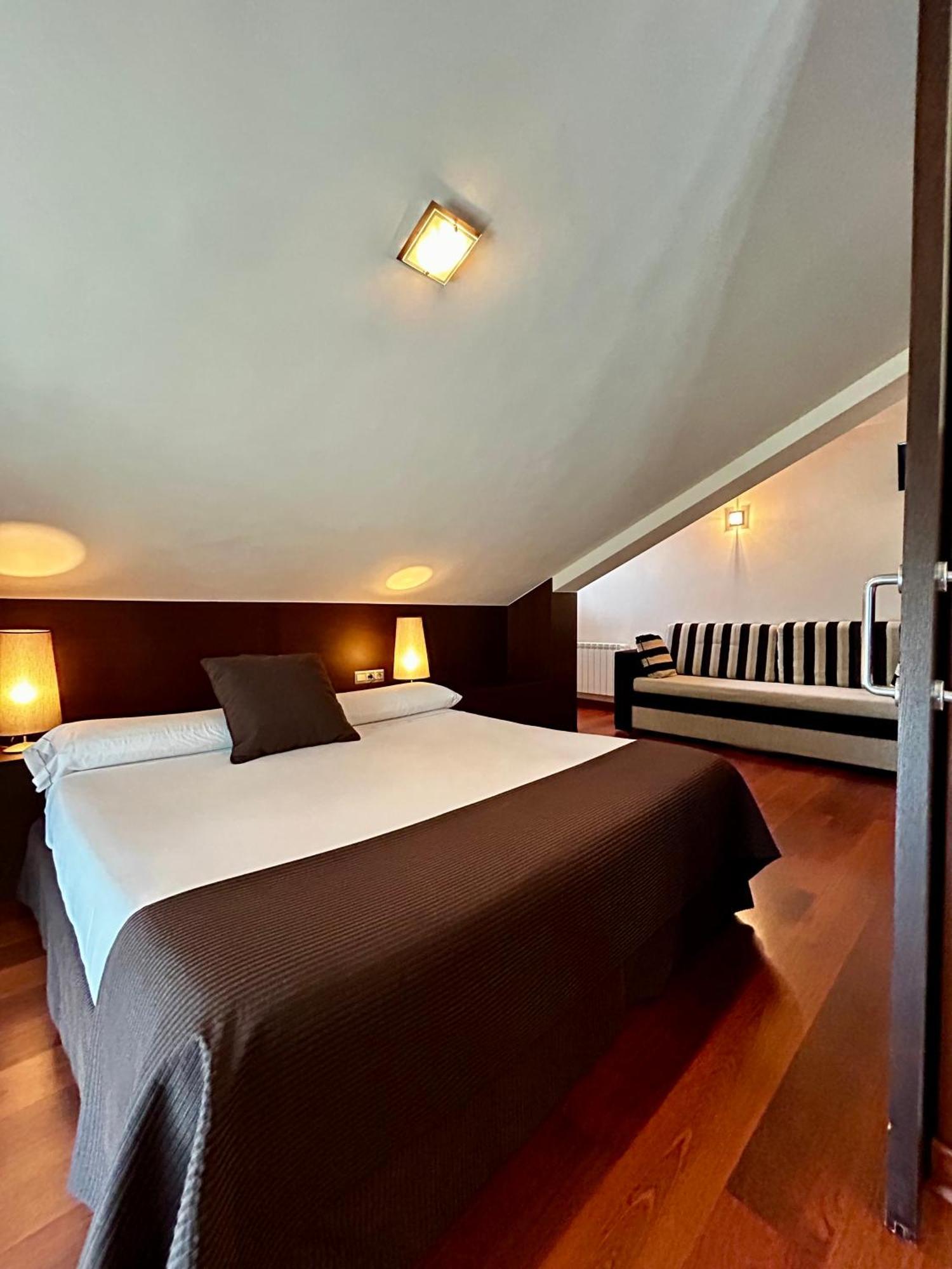 Apartamentos Rurales L'Arquera Льянес Экстерьер фото
