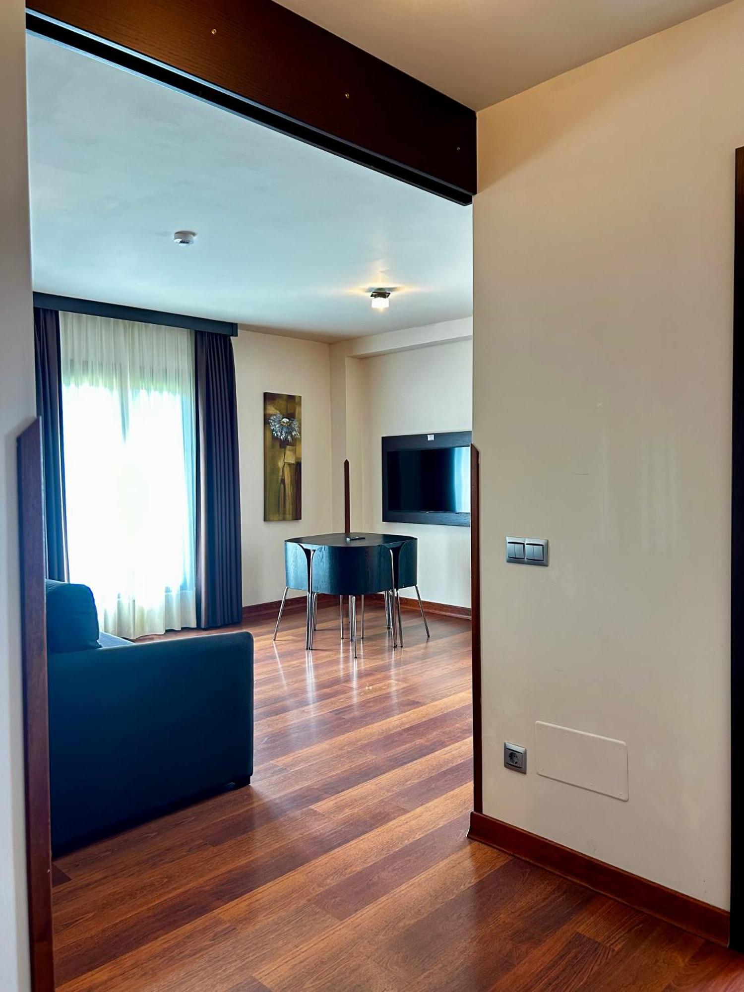 Apartamentos Rurales L'Arquera Льянес Экстерьер фото