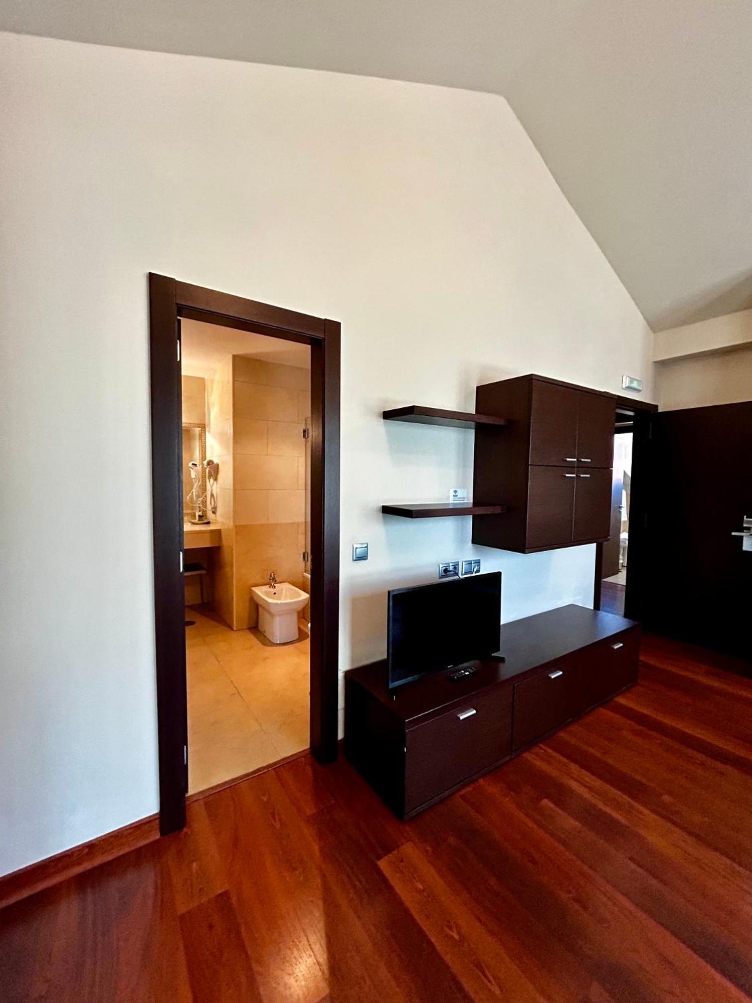 Apartamentos Rurales L'Arquera Льянес Экстерьер фото