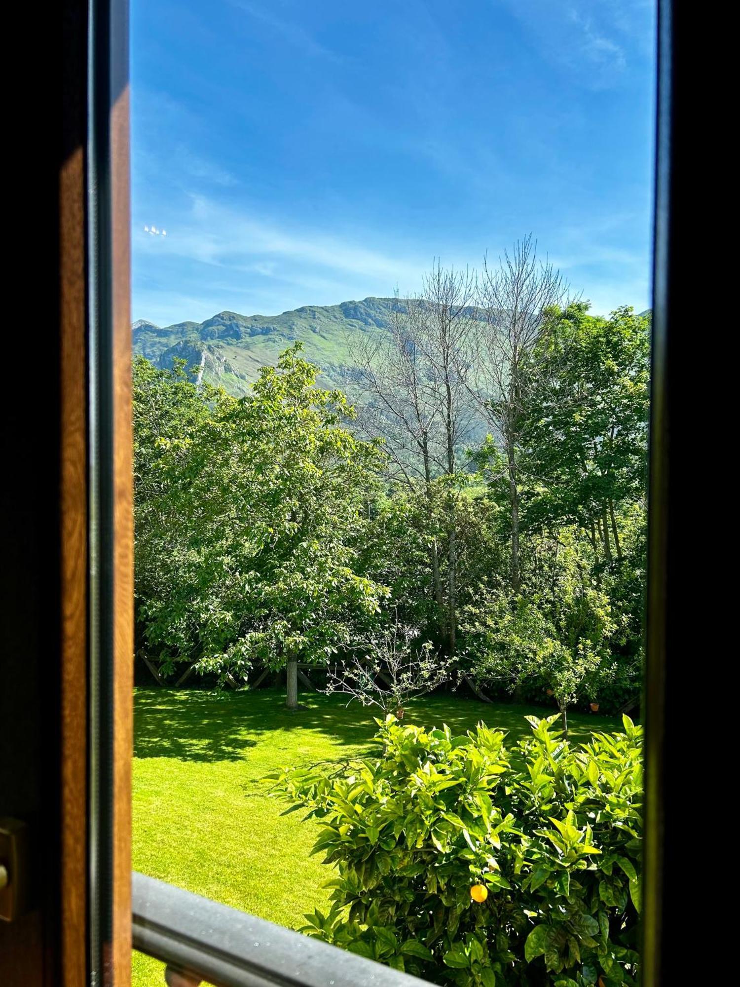 Apartamentos Rurales L'Arquera Льянес Экстерьер фото